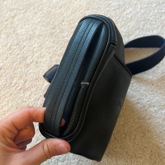 Navy blue Longchamp waist pouch - Picture 6 of 6